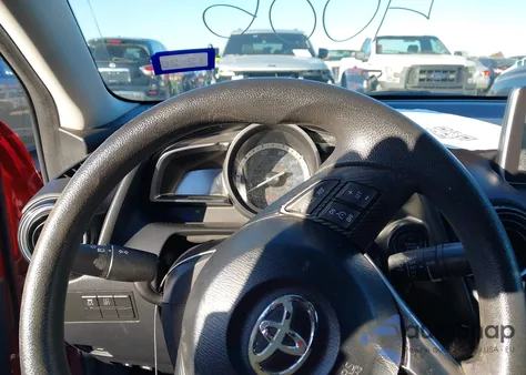 2018 Toyota Yaris Ia z USA, uszkodzony, nr VIN 3MYDLBYV3JY317302